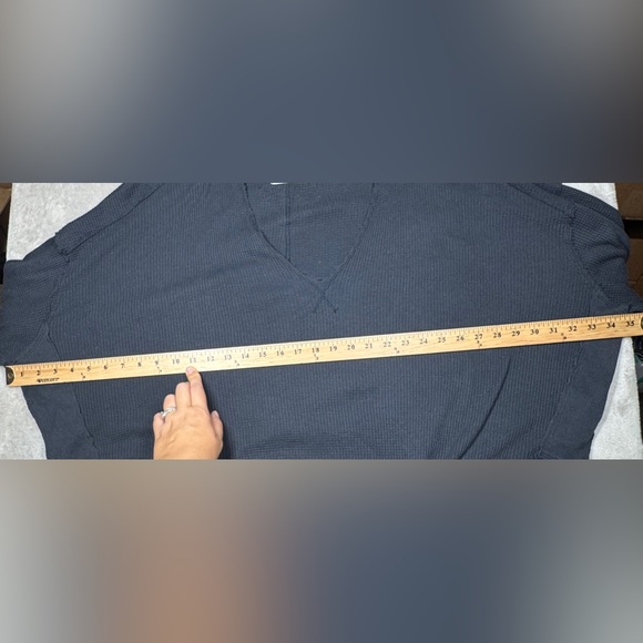 We the Free Owen Thermal Oversized V Neck Patch Elbow Dark Charcoal Grey Top S - Picture 10 of 16